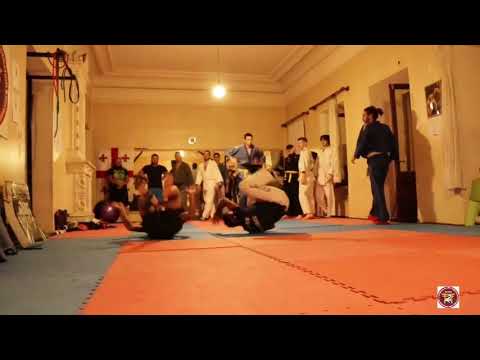 ჯიუ-ჯიცუ: Japanese jiu-jitsu, BJJ, Jiu-jitsu Self defense  .  გლადიუსი